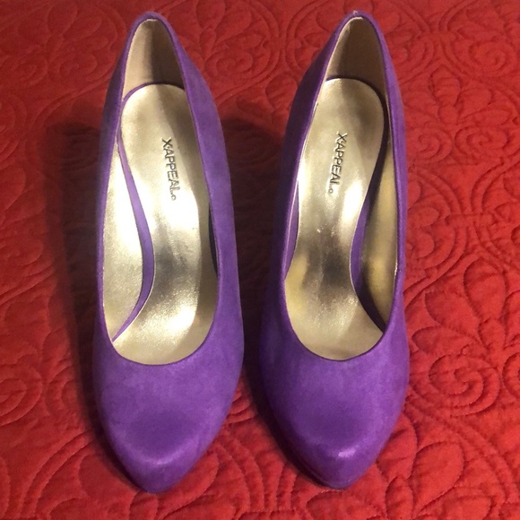 Woman’s heels - Picture 1 of 7